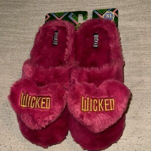 Official WICKED MERCH: Pink Fuzzy XL Slippers BRAND NEW (Women’s size 9.5-10.5)